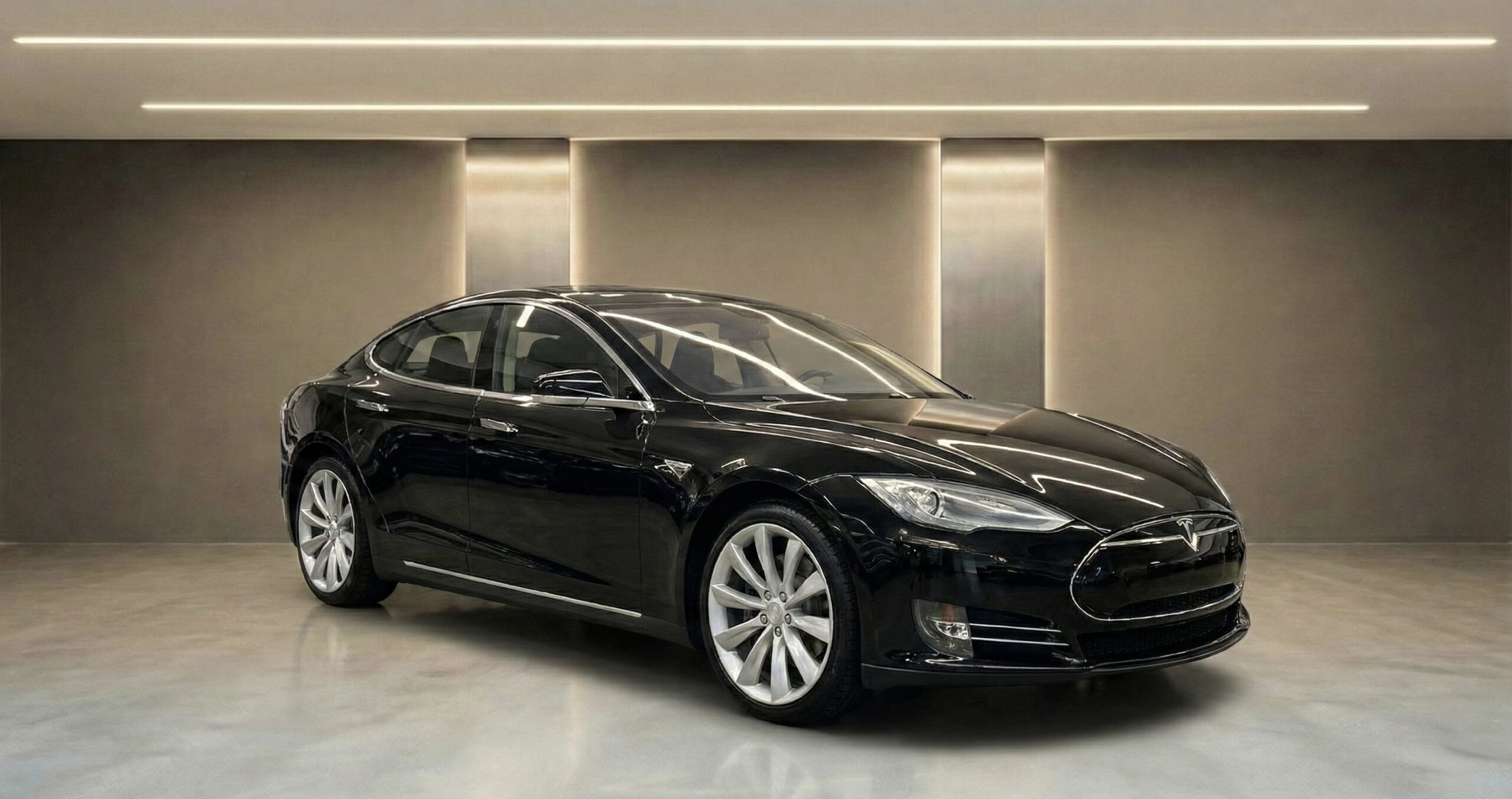 
								2012 Tesla Model S P85 Signature full									