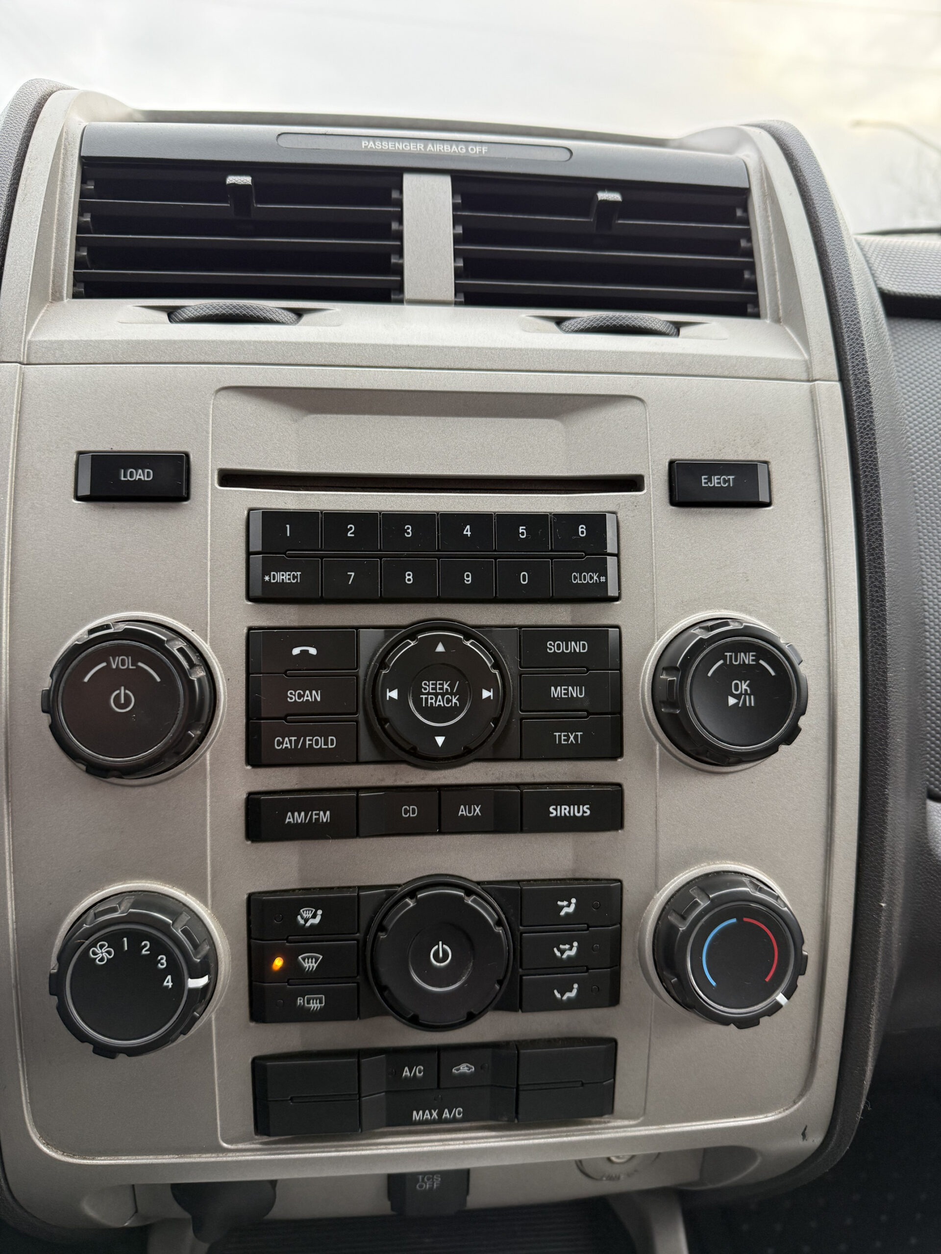 
								2011 Ford Excape XLT V6 full									