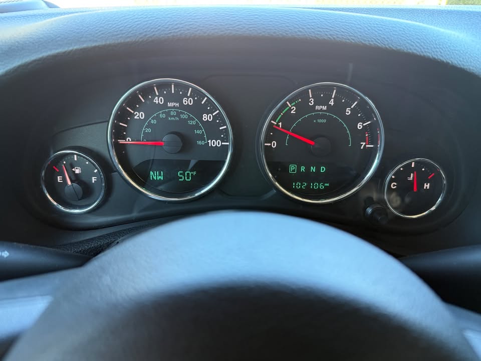 
								2015 Jeep Wrangler Unlimited Rubicon — Hard Top — 2 Owners — No Accidents — Title in Hand full									