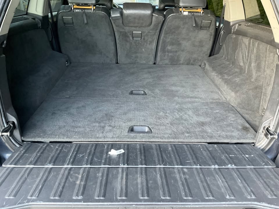 
								2003 Volvo XC90 2.5T AWD — Reconstructed Title — Turbo — 5-Passenger SUV full									