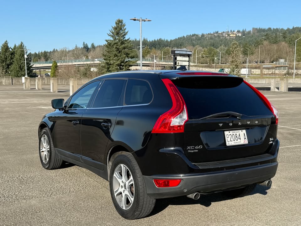
								2013 Volvo XC60 T6 Platinum AWD — 147,700 mi — 1 Local Owner (Oregon) — No Open Recalls full									