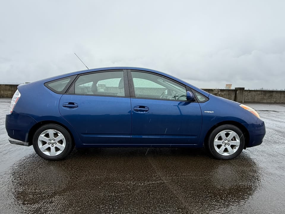 
								2008 Toyota Prius — Clean Title — 1 Local Owner — Only 117k Miles — Full Service Records Since New full									