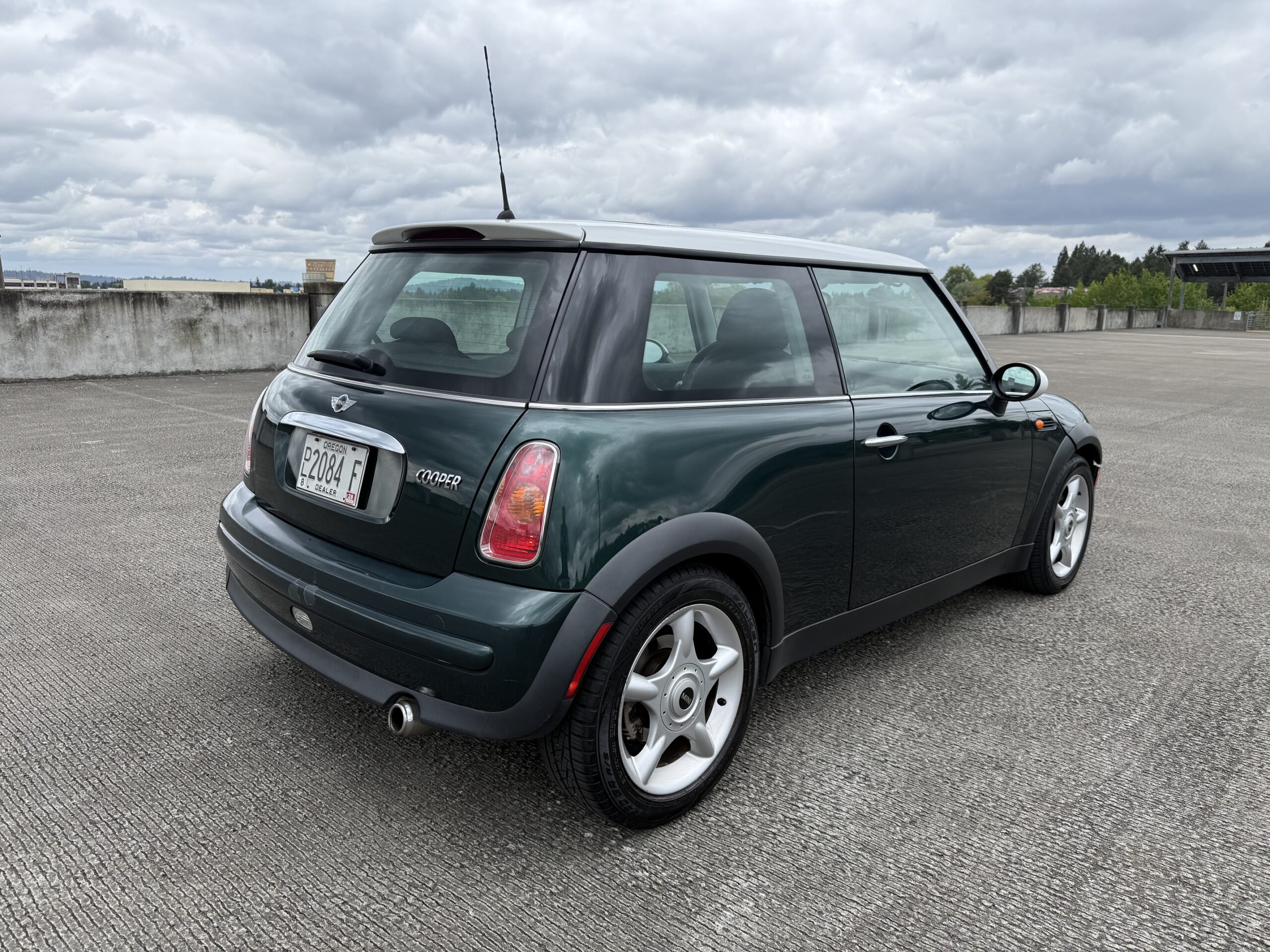 
								MINI COOPER full									