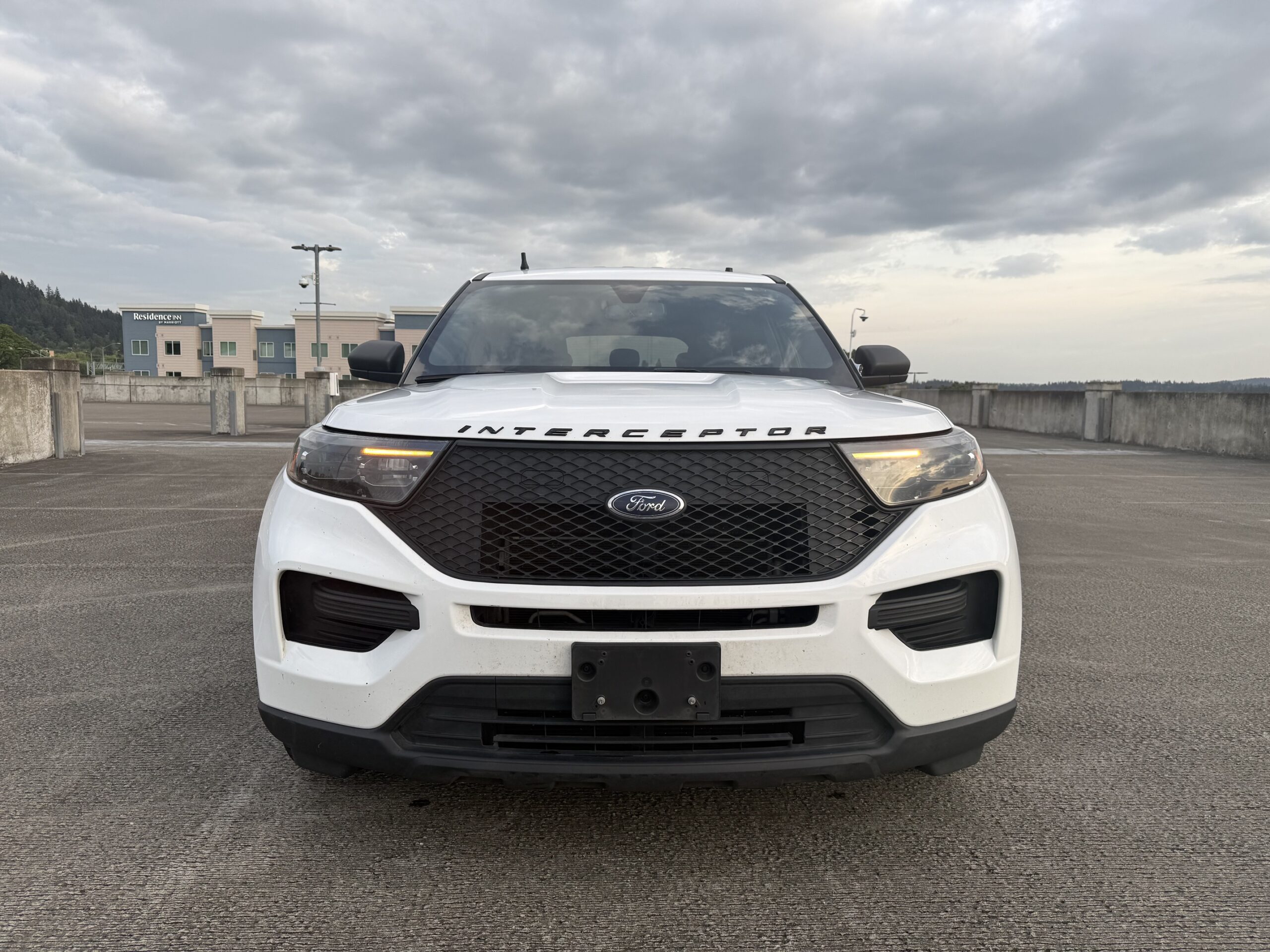 
								Ford Explorer Police Interceptor Utility full									