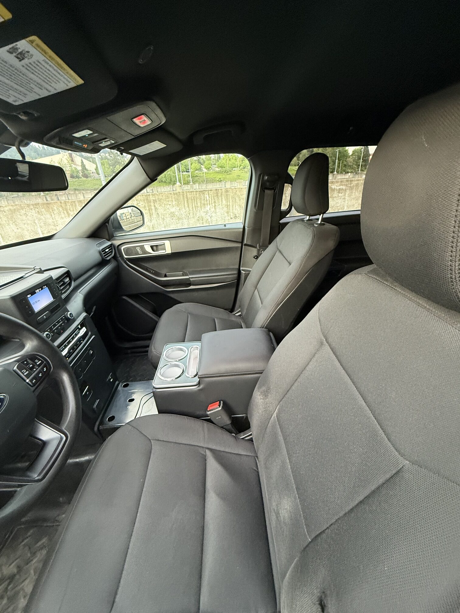 
								Ford Explorer Police Interceptor Utility full									