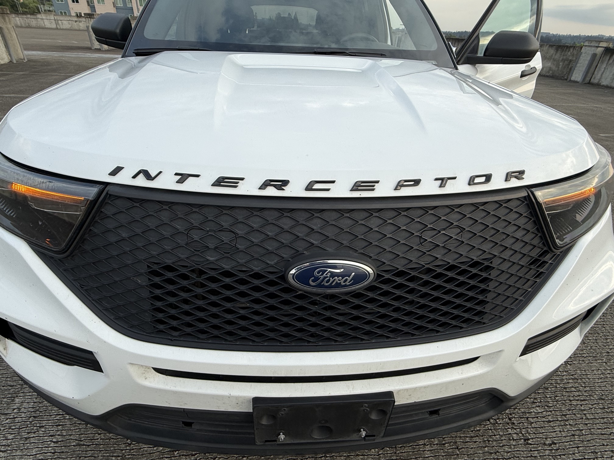 
								Ford Explorer Police Interceptor Utility full									