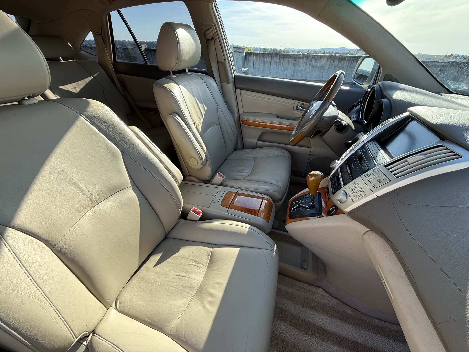 
								2008 Lexus RX350 AWD — Clean Title — Well Maintained full									