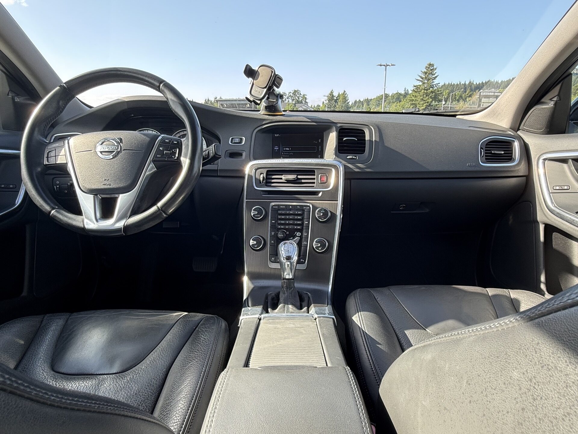 
								2013 Volvo S60 T5 AWD — Clean Title — Well Maintained full									