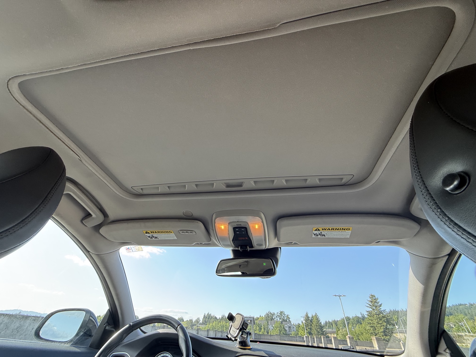
								2013 Volvo S60 T5 AWD — Clean Title — Well Maintained full									