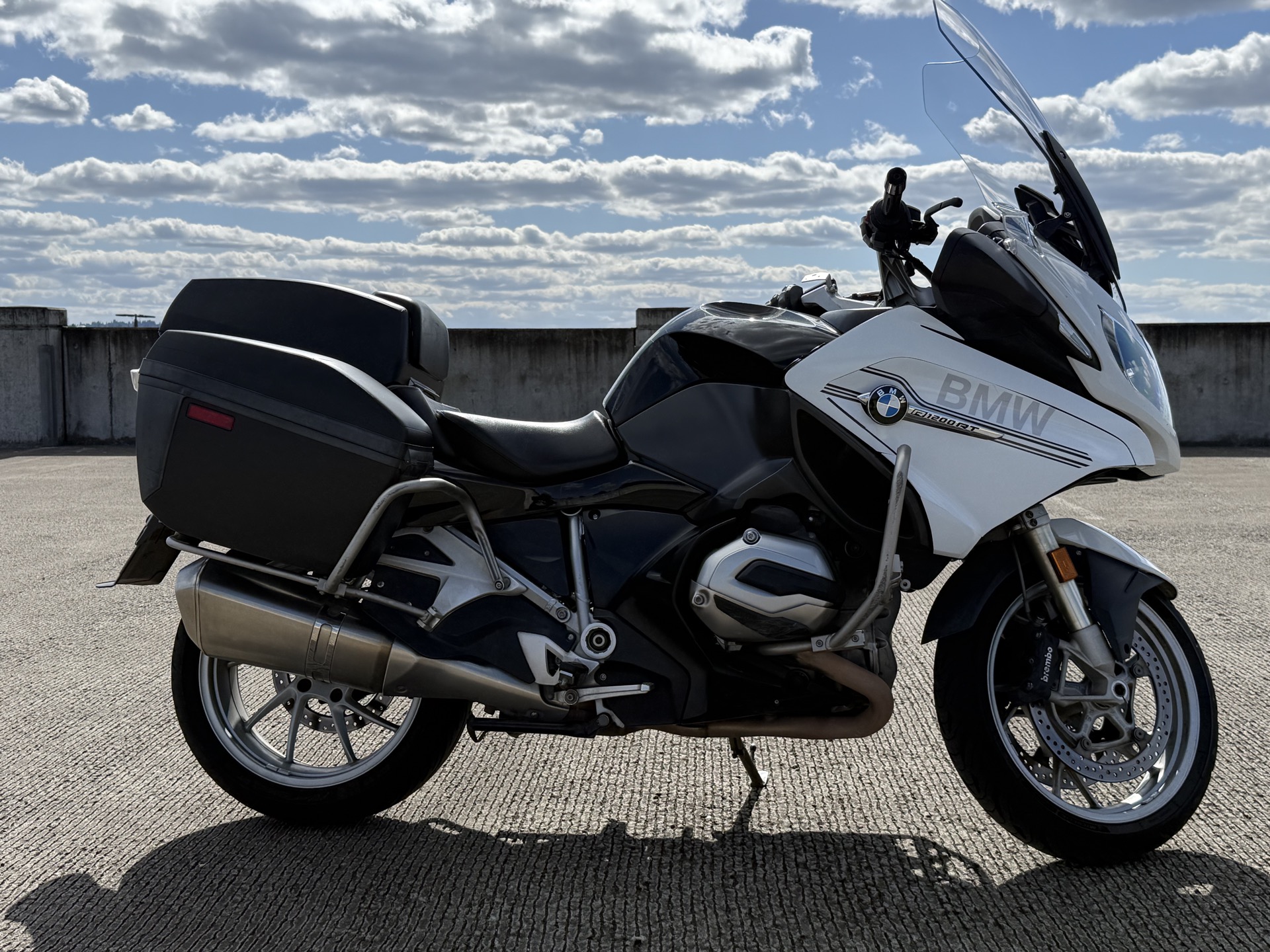 
								2016 BMW R1200RT Police — Clean Title — 1 Owner Police Unit — Very Well Maintained full									