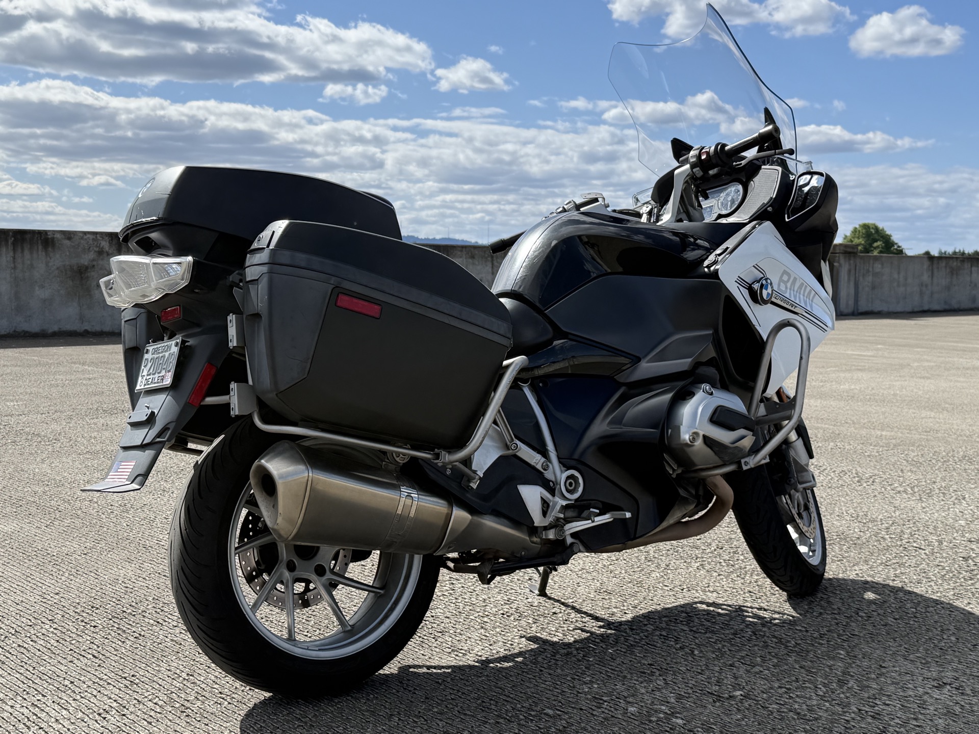 
								2016 BMW R1200RT Police — Clean Title — 1 Owner Police Unit — Very Well Maintained full									