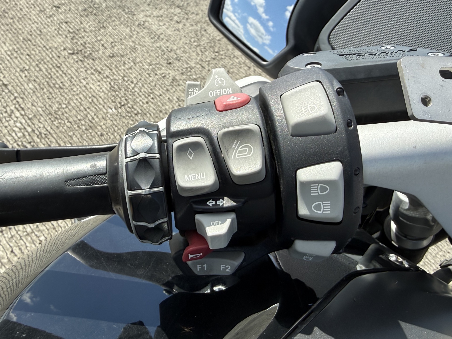 
								2016 BMW R1200RT Police — Clean Title — 1 Owner Police Unit — Very Well Maintained full									