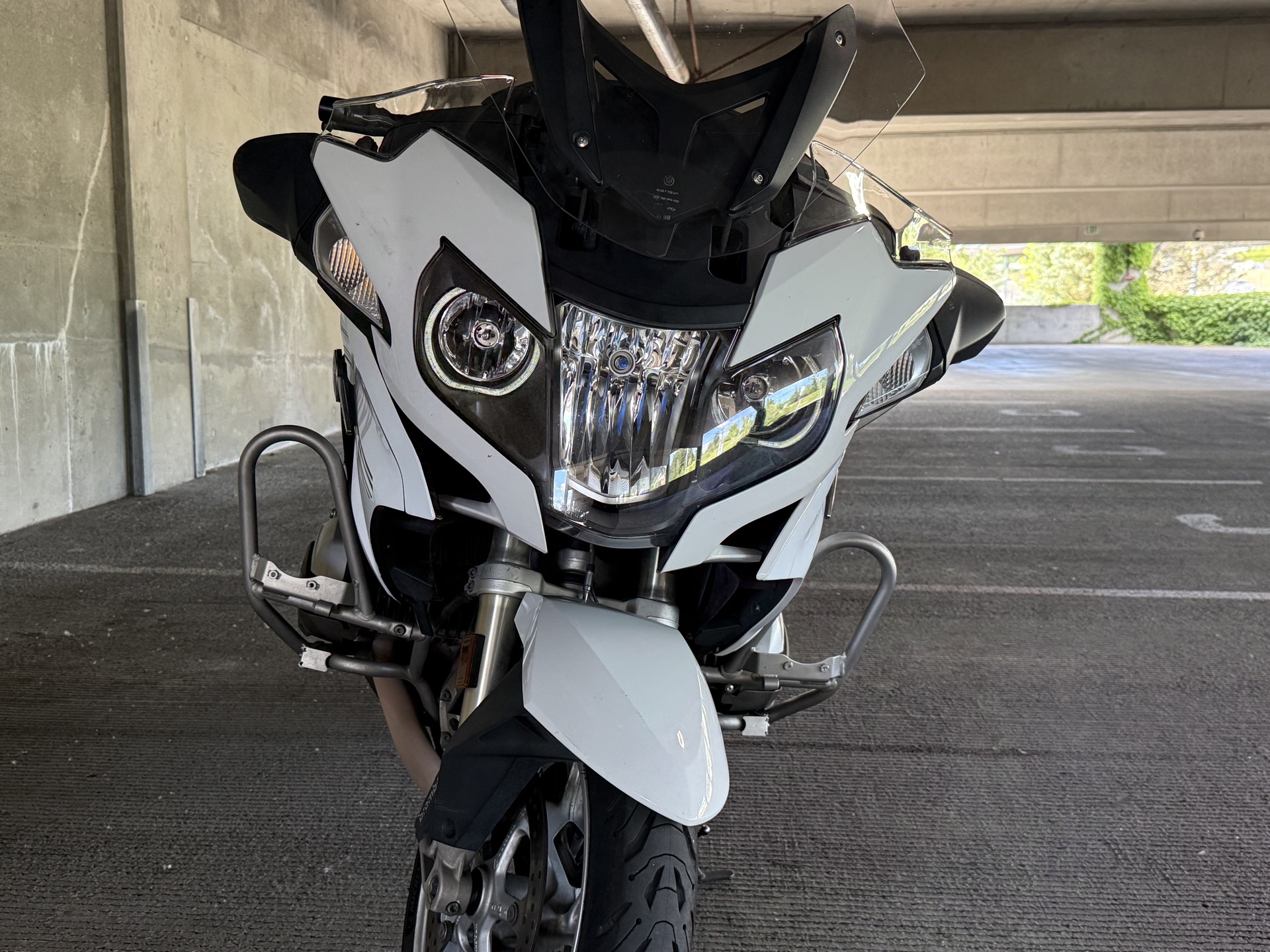 
								2016 BMW R1200RT Police — Clean Title — 1 Owner Police Unit — Very Well Maintained full									