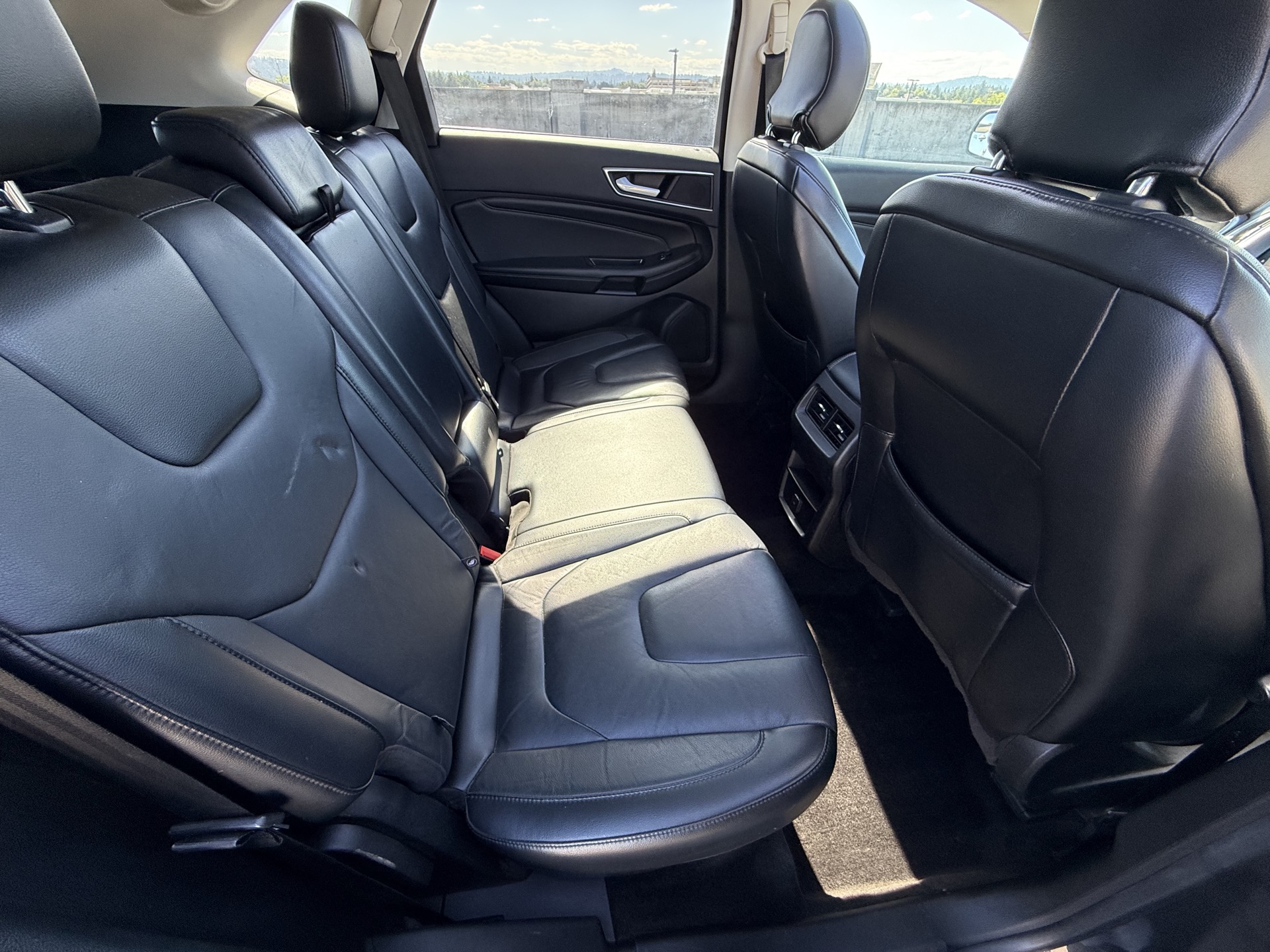 
								2015 Ford Edge — Reconstructed Title — Rear Damage — Priced to Sell full									