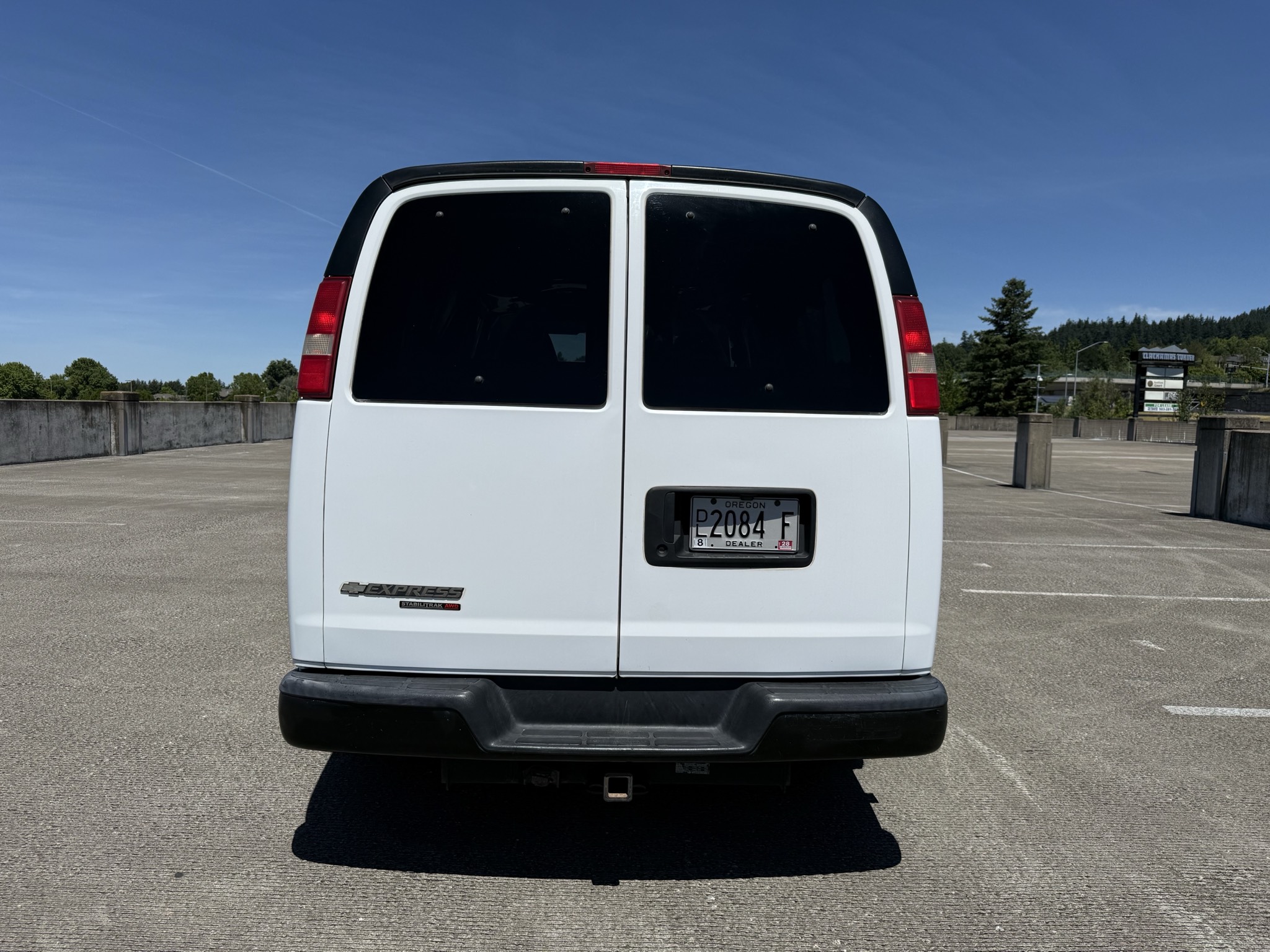 
								2014 Chevrolet Express 1500 Passenger LS AWD full									