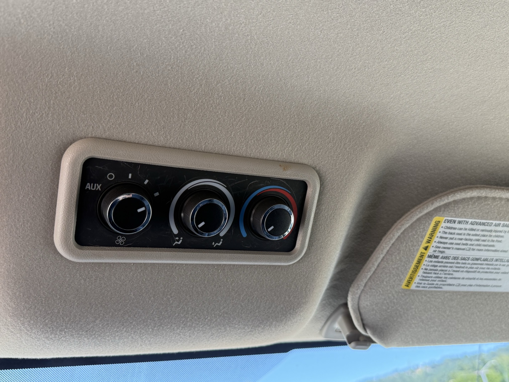 
								2014 Chevrolet Express 1500 Passenger LS AWD full									