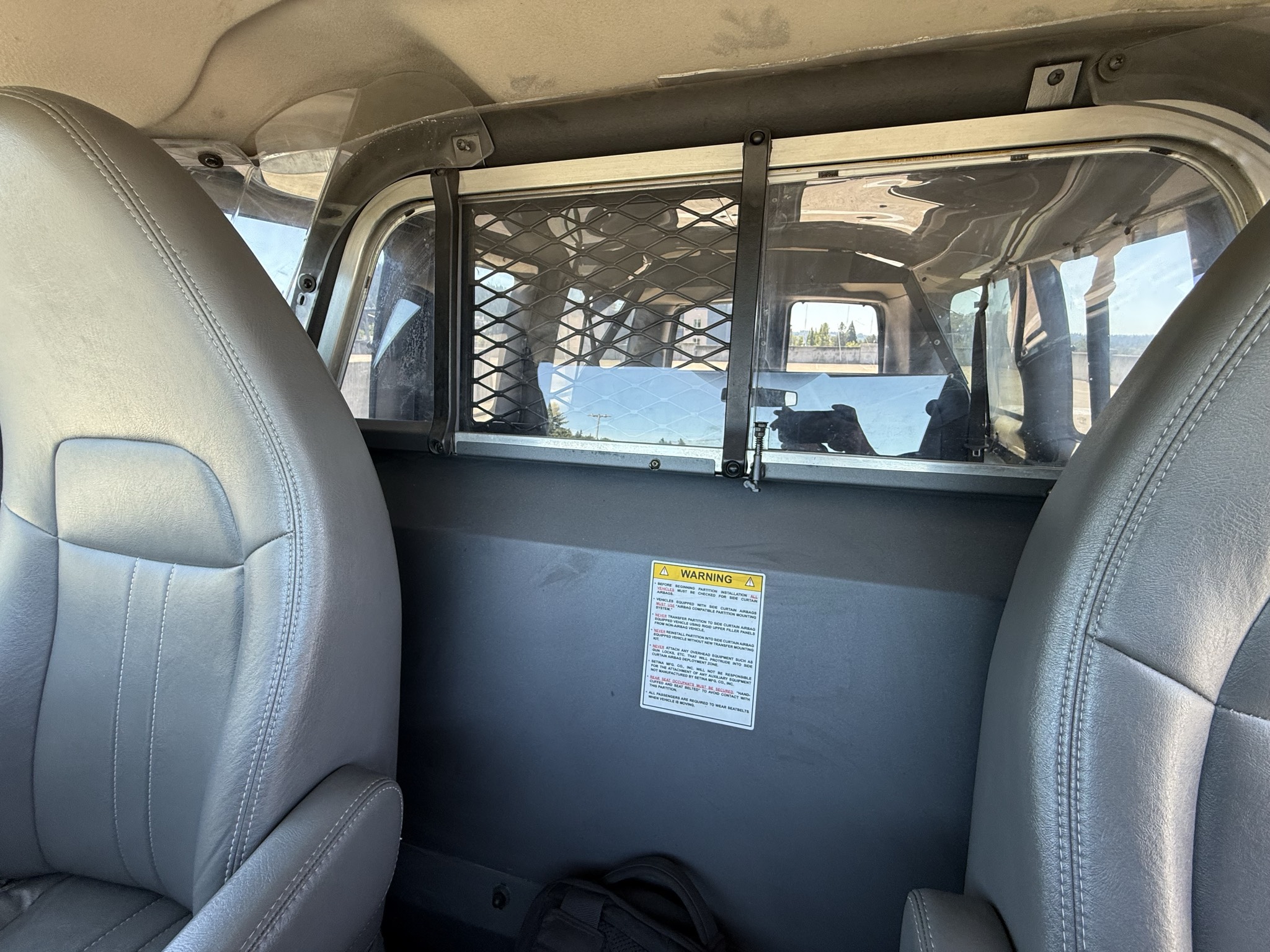 
								2014 Chevrolet Express 1500 Passenger LS AWD full									
