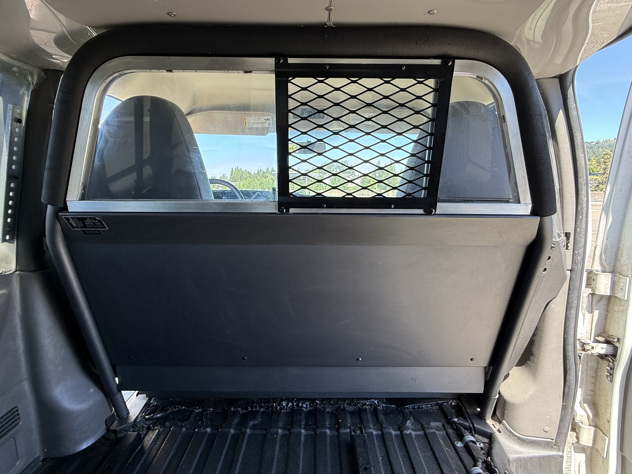 
								2014 Chevrolet Express 1500 Passenger LS AWD full									